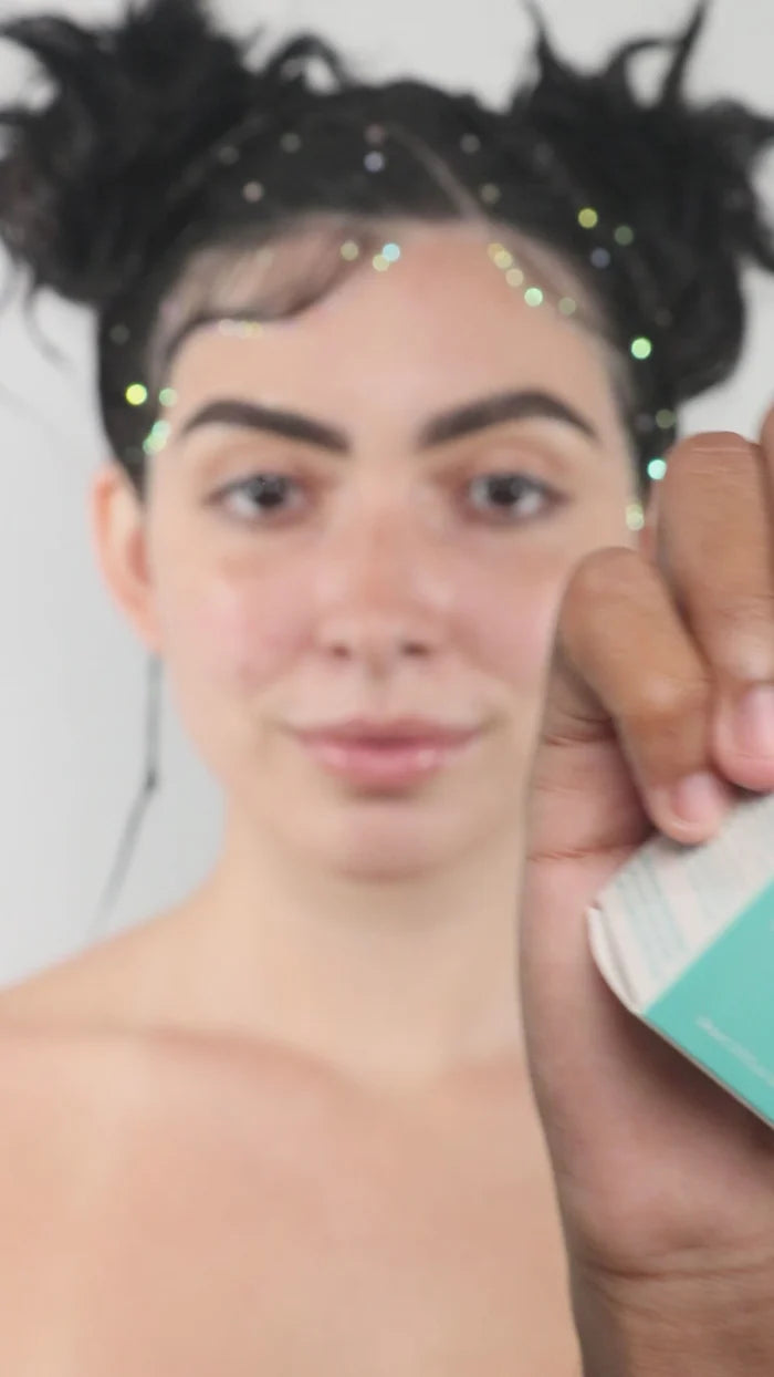 Complete Wear™ Foundation (250, Natural Buff)